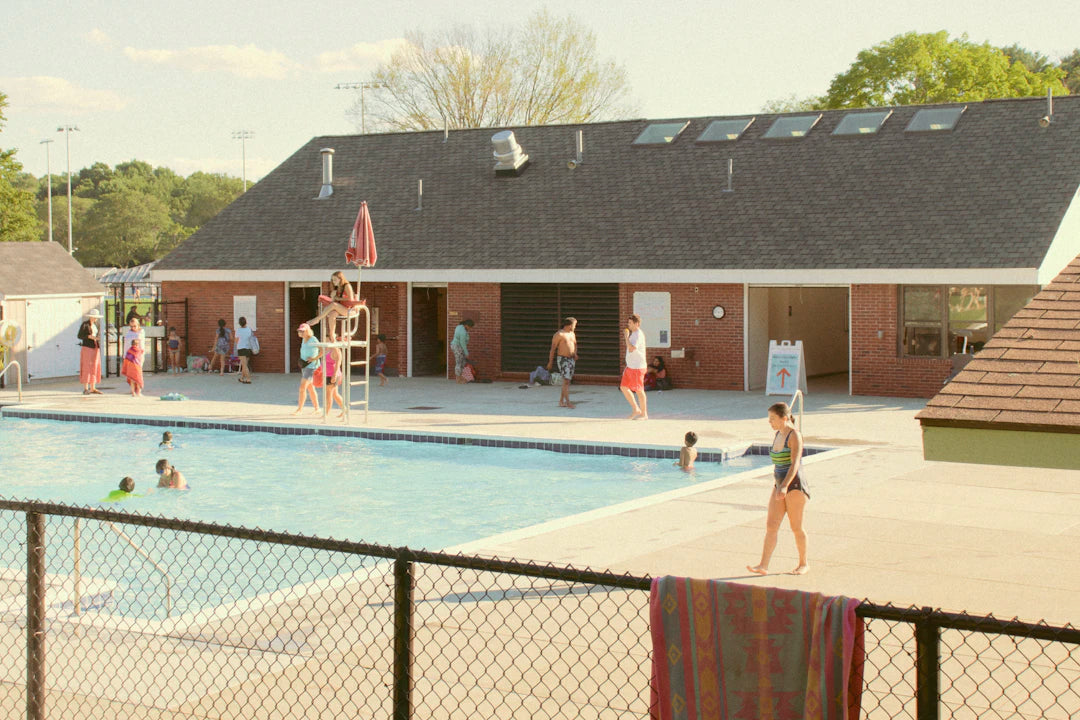 Space-Saving Hot Tubs for Relaxation in Small Areas