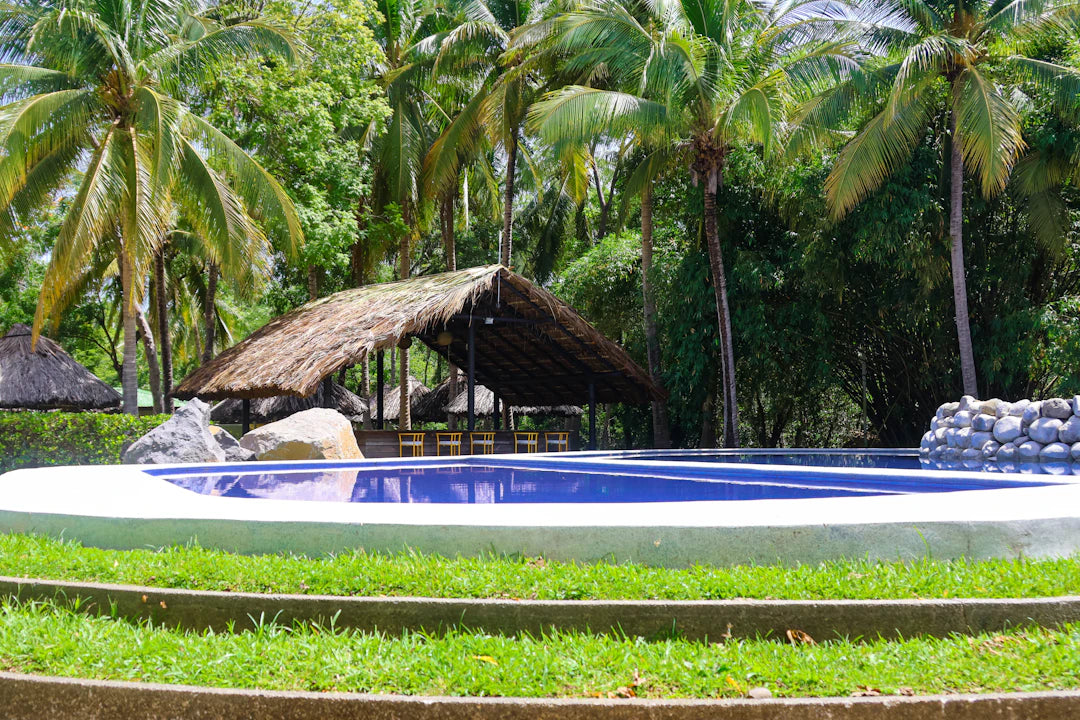 Relaxing Island Series Hot Tubs for Your Home Oasis